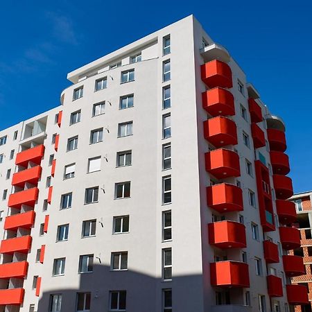 Lowcost Tryp Apartman Nagyvárad Kültér fotó