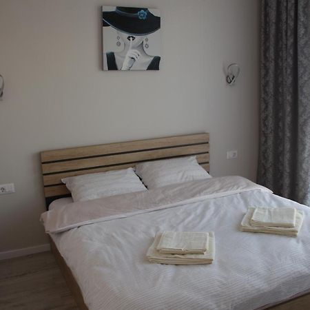 Lowcost Tryp Apartman Nagyvárad Kültér fotó
