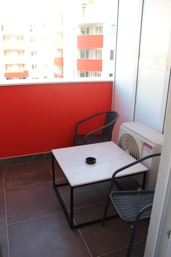 Lowcost Tryp Apartman Nagyvárad Kültér fotó